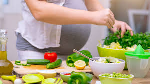 Pregnancy diet: Spinach to avocado; top 5 superfoods for expecting mothers